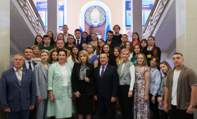 Депутат Государственной Думы Яна Лантратова посетила Луганский педуниверситет