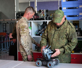 Поддерживаем СВОих