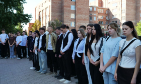 «Нет терроризму!»: в ЛГПУ провели памятную акцию