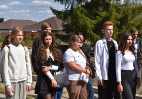 «По местам боевой славы Луганщины»