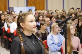 500 студентов ЛГПУ приняли участие в открытом диалоге от проекта «Знание. Карьера»