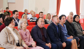 В Едином порыве к общим целям