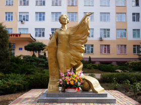 Праздничный концерт ко Дню учителя прошел в Луганском государственном педагогическом университете