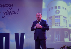 Праздничный концерт ко Дню учителя прошел в Луганском государственном педагогическом университете