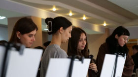 Вице-президент РГО открыл выставку в ЛГПУ