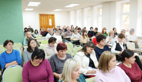 Проблемы и перспективы непрерывного практико-ориентированного химического образования обсудили в ЛГПУ