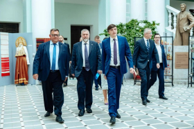 Сергей Кравцов открыл Всероссийский форум «Государственная политика в гуманитарной сфере: воспитание Победой»