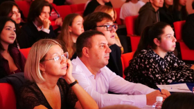 Первокурсники истфака дебютировали на сцене ЛГПУ