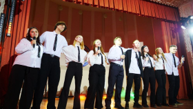 Первокурсники истфака дебютировали на сцене ЛГПУ