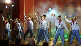 Первокурсники истфака дебютировали на сцене ЛГПУ