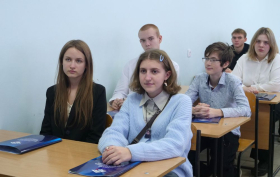 Профориентационный проект «Педкласс в гостях у Педвуза» продолжает свою работу!