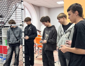 В ЛГПУ продолжается профориентационная стажировка для школьников в рамках проекта «Больше, чем работа»