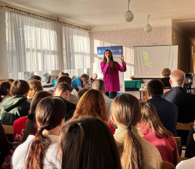 Представители ЛГПУ встретились со старшеклассниками Славяносербского округа