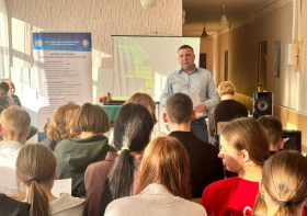 Представители ЛГПУ встретились со старшеклассниками Славяносербского округа