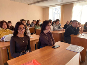 В ЛГПУ со студентами ИФиСК обсудили вопросы трудоустройства