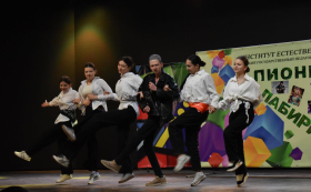 «Пионеры в лабиринте звезд»: дебют первокурсников ИЕН