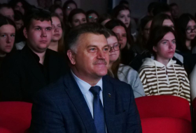 Время первых настало!