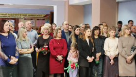 «С Новым годом, отважный солдат!»: в ЛГПУ прошла предновогодняя акция