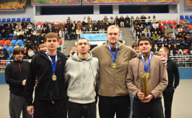 Упорство. Команда. Победа!