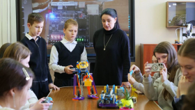 Лаборатории и технопарк ЛГПУ: экскурсия для школьников