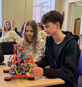 Лаборатории и технопарк ЛГПУ: экскурсия для школьников