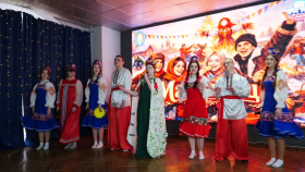 В ЛГПУ проводили зиму и встретили весну масленичными гуляньями