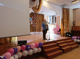 Представители ЛГПУ встретились со старшеклассниками Алчевского городского округа