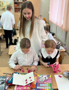 Студенты и выпускники ЛГПУ приняли участие в фотоакции «#Я_НА_РАБОТЕ_ЛГПУ (ПЕДАГОГ В КАДРЕ)»