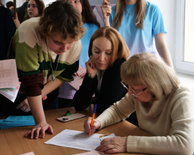 Шаг к поступлению: в ЛГПУ прошло пробное тестирование для абитуриентов