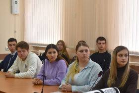 Уроки единства: в ЛГПУ обсудили вопросы гражданской идентичности и исторической памяти