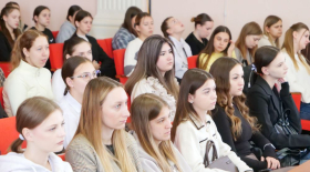 «Таинственный сад»: путешествие к себе через театр