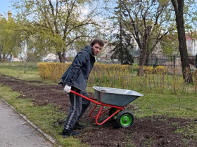 «Мы за чистоту»: студенты ЛГПУ приняли участие во Всероссийской неделе субботников 