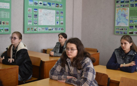 «Победа, объединившая Россию»: в ЛГПУ прошёл кураторский час