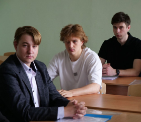 В ЛГПУ прошёл ежегодный круглый стол «Актуальные вопросы русской и мировой литературы»