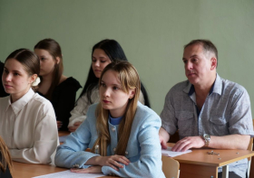 В ЛГПУ прошёл ежегодный круглый стол «Актуальные вопросы русской и мировой литературы»