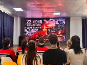 В День памяти и скорби студенты ЛГПУ почтили подвиг героев