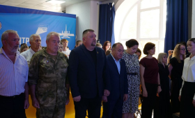 «Они навсегда в нашем педагогическом строю»: в ЛГПУ почтили память героев СВО