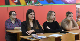 Формирование социально-информационной компетенции будущих педагогов в работе с поколением «Альфа» рассмотрели в ЛГПУ