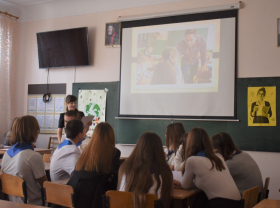 «Билет в будущее»: в ЛГПУ прошли профпробы по профессии «Учитель начальных классов» 