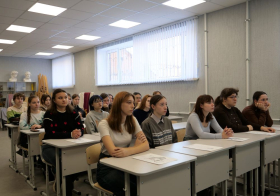 «Лики земли родной»: как живопись Луганщины формирует гражданскую позицию будущих педагогов