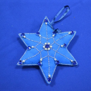 Новогодняя игрушка №3