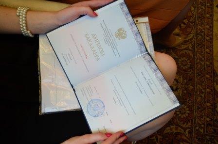 Студенты ЛГУ имени Тараса Шевченко получили российские дипломы