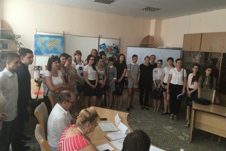 Студенты Института торговли, обслуживающих технологий и туризма успешно защитились в Российской Федерации