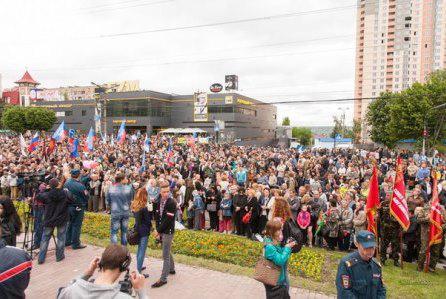 Луганск помнит своих героев: В ЛНР открыли новый памятный знак