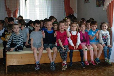 Активисты волонтерского отряда «МИР» провели акцию