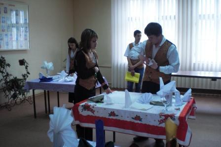 В Луганском профессиональном торгово-кулинарном колледже стартовал «месячник» науки