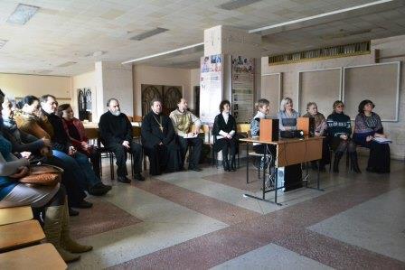 В духовно-просветительском центре состоялась встреча с участниками Рождественских чтений