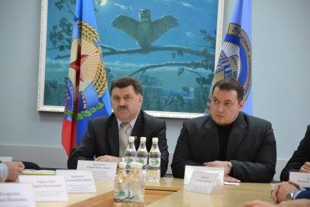 В Луганском вузе прошел круглый стол по обсуждению Концепции гражданско-патриотического воспитания молодежи ЛНР 