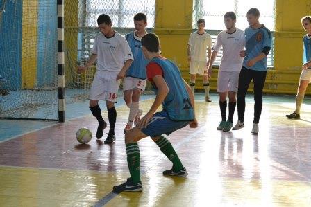 В Луганске стартовал чемпионат по мини-футболу среди высших учебных заведений
