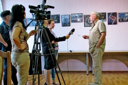 В Луганске состоялась фотовыставка Олега Черных «За год до войны»